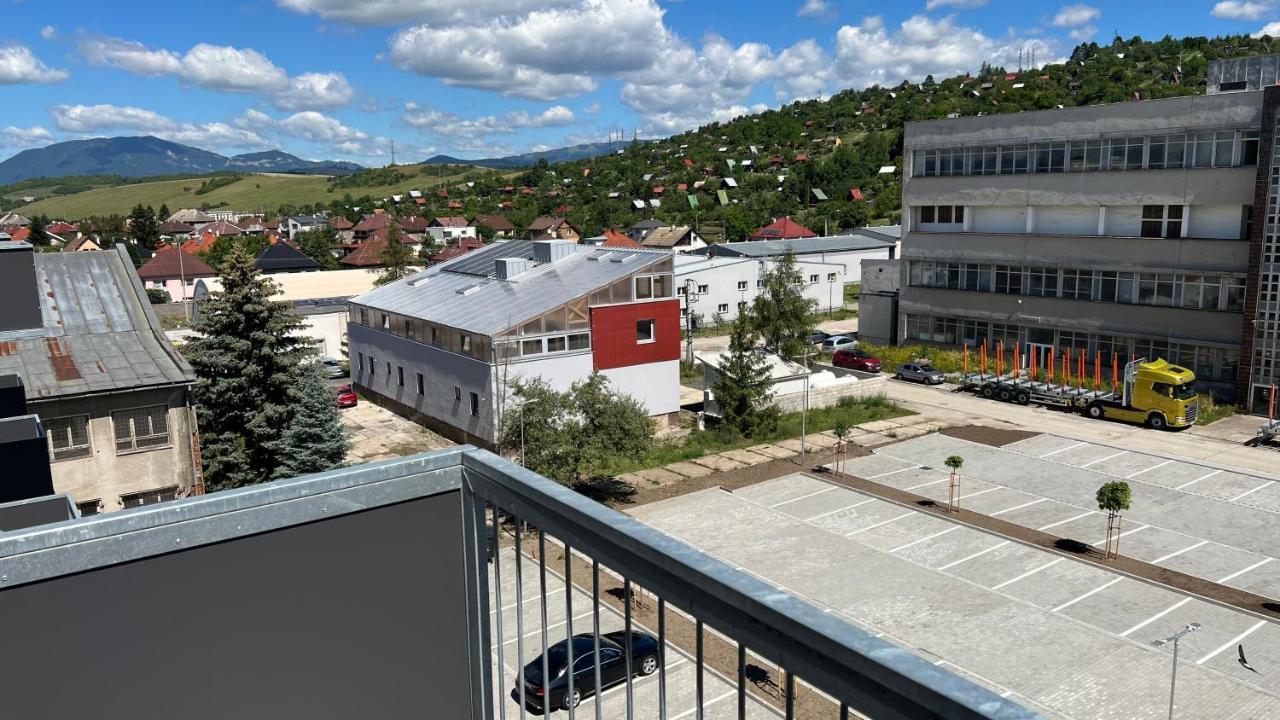 2 Room Apartment With Balcony Liptovsky Mikulas Bagian luar foto