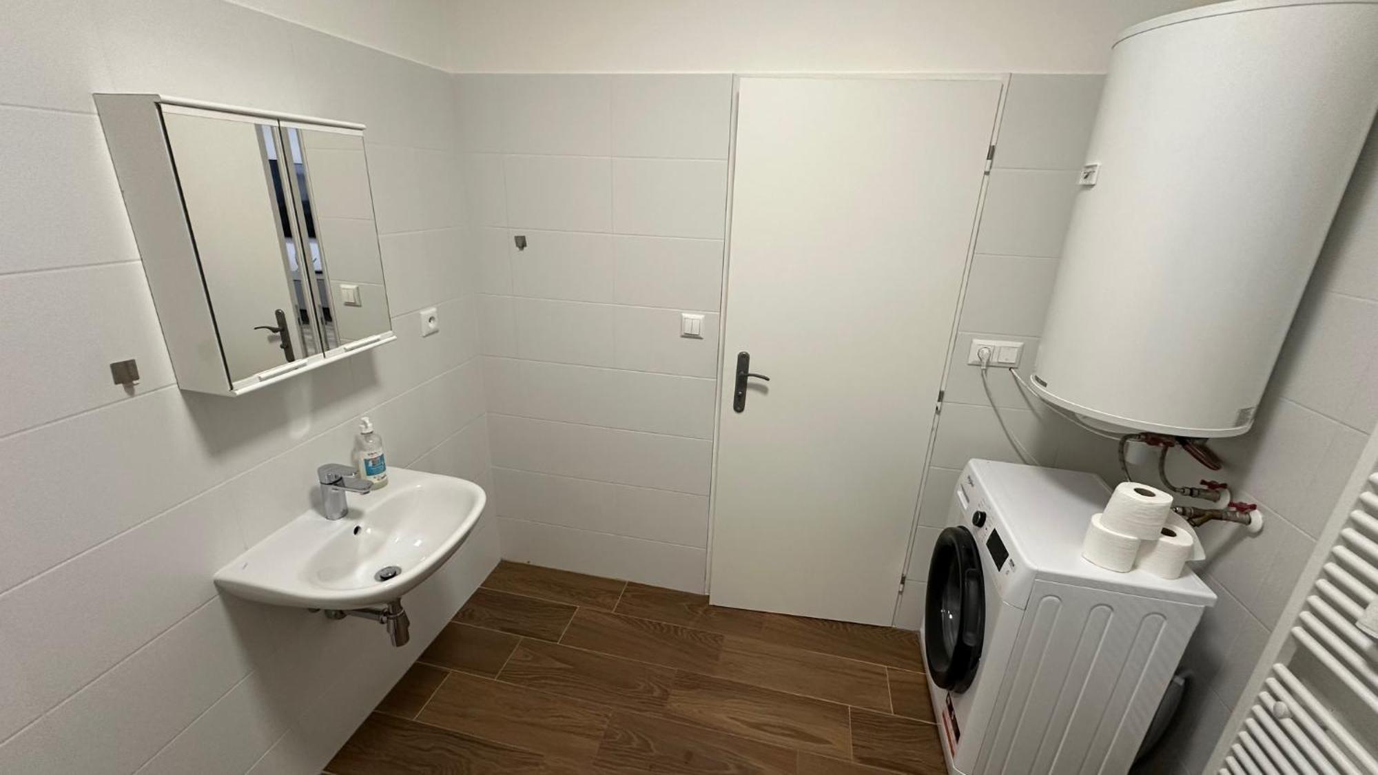 2 Room Apartment With Balcony Liptovsky Mikulas Bagian luar foto